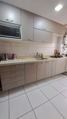 Imóvel para venda possui 45 metros quadrados com 2 quartos em Vista Alegre - Rio de Janeir