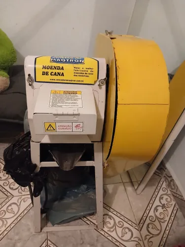 Moeda de cana Maqtron 220.  "Valor negociável" 
