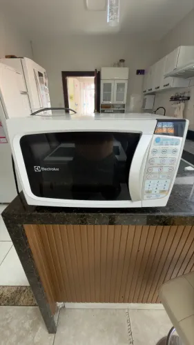 Microondas 20Litros 220v