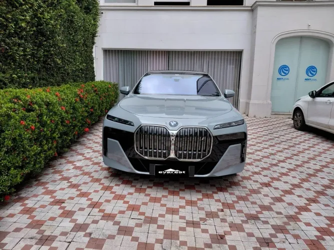 BMW I7 2024