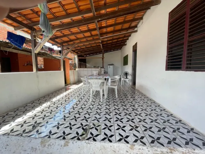VENDO CASA BAIRRO RENASCER
