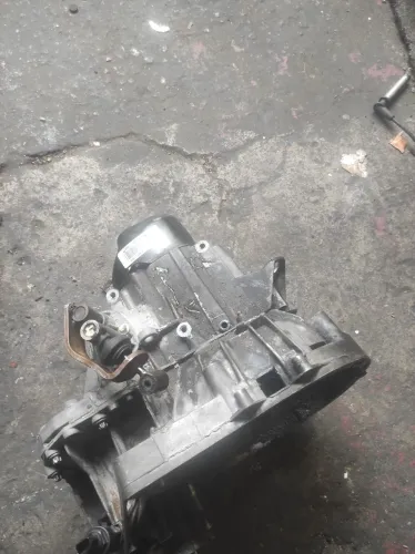 Cambio Renault JH3 para Sandero, Logan, Clio