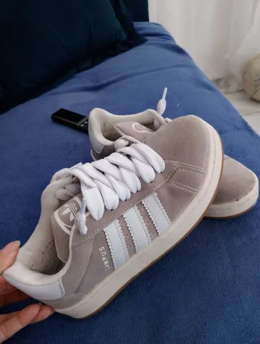 Tenis