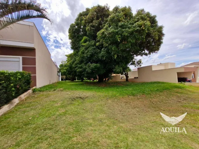 TERRENO PLANO COM 250 m² NO CONDOMÍNIO CAMPOS DO CONDE - SOROCABA