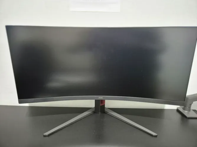 Monitor Gamer Curvo 2K AOC 34 Polegadas 