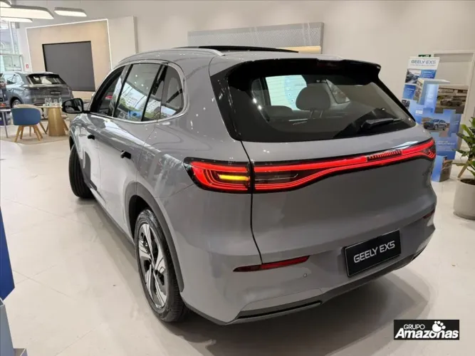 Geely EX5 EM-i Max 2026
