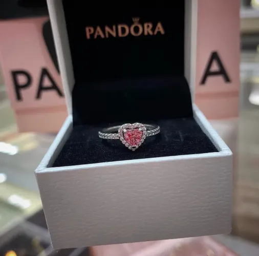 Anel Pandora coração rosa brilhante