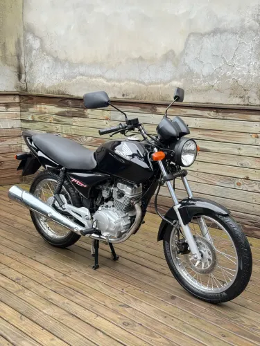 Titan ESD 150 (Aceito Cartao)