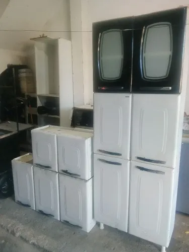 Vendo Armário de aço