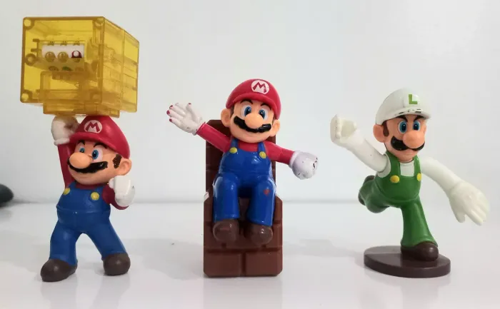 Boneco infantil Mário e Luigi