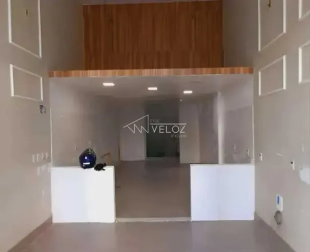Loja : / Comercial / São Conrado