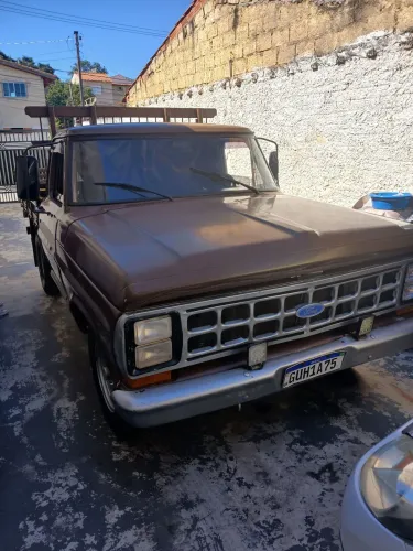 Ford F-1000 Super Diesel / Super Diesel Turbo 1986