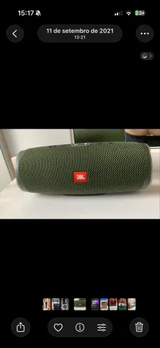 Caixa de som JBL charge