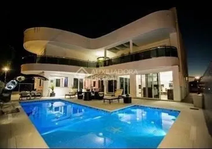 Casa Residencial de Alto Padrão em Jurerê Internacional