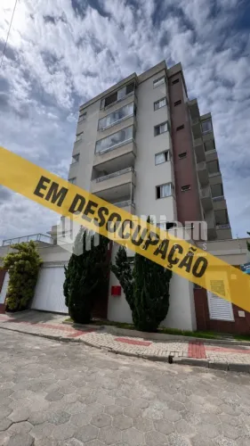 APARTAMENTO COM 3 DORMITORIOS SENDO UM SUITE NO GUARANI
