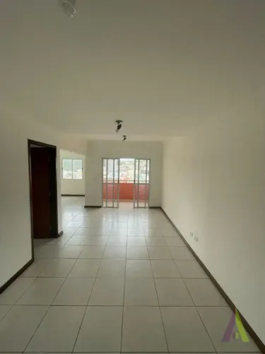 Apartamento Duplex no centro de São Roque!