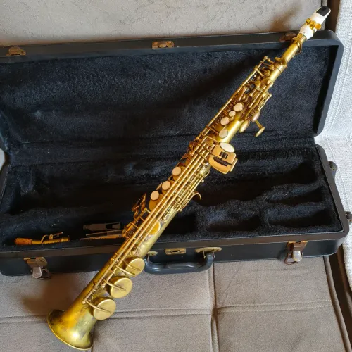 Sax Soprano Arena Desplacado + 2 tudel + 2 boquilhas