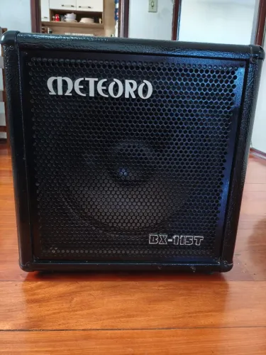 Amplificador de baixo meteoro ultrabass bx200