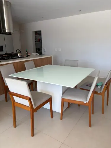 Mesa de jantar Tok&Stok Float 1,35x1,35m + 6 cadeiras ? Perdizes