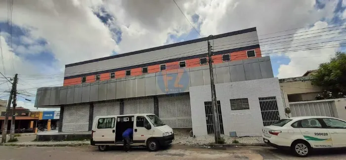 More na Parquelândia - Kitnet com 1ª Locação - O aluguel baixou, últimas unidades. Cód.880