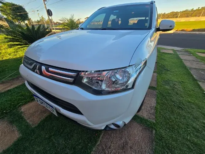 Mitsubishi Outlander 3.0/ GT 3.0 V6 Aut. 2014