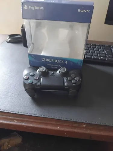 Joystick ps4 original R$180,00 