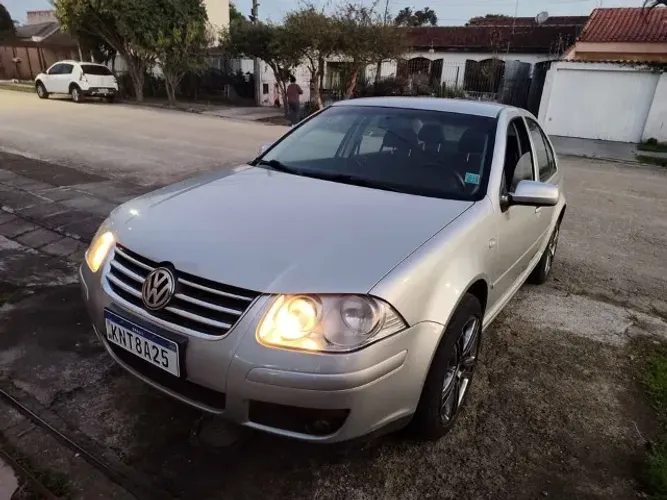 Volkswagen Bora 2.0/ 2.0 Flex 8V Mec. 2009