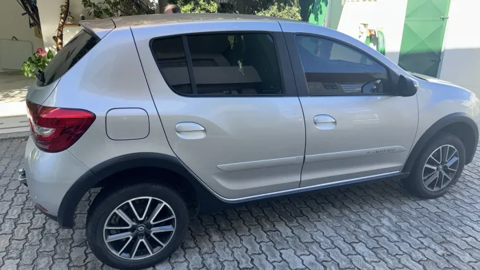 Renault Sandero Intense Flex 1.6 16V 5P Aut. 2020