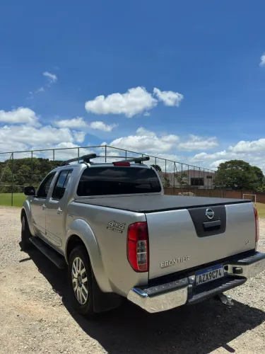Nissan Frontier SL CD 4X4 2.5tb Diesel AUT 2015
