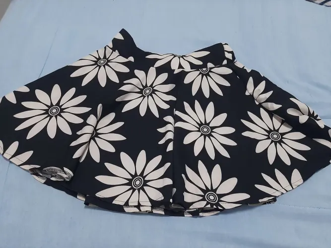 SAIA COM SHORT INFANTIL TAMANHO P/M
