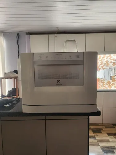 Lava louças Electrolux LE06A