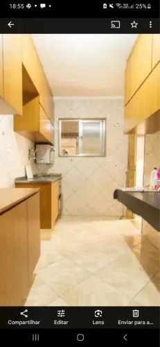Casa espaçosa em condomínio 3 quartos