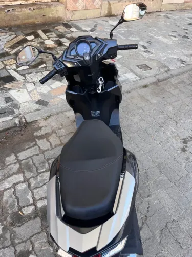 Honda Elite 2024 impecável