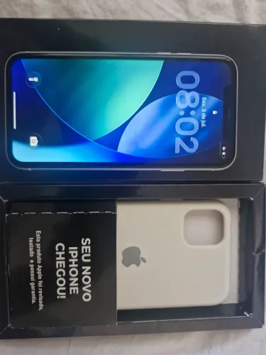 Iphone 11 / 100% bateria / 128gb / Vitrine