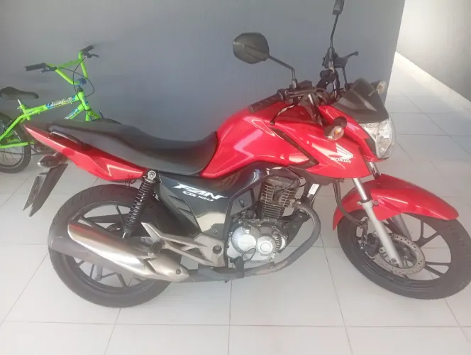 Fan 160 vermelha 2024 160 cc