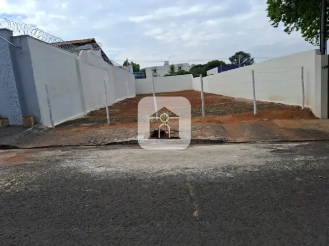 Terreno para venda no Bairro Vigilato Pereira