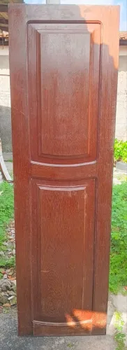 Peças(portas) de Madeira