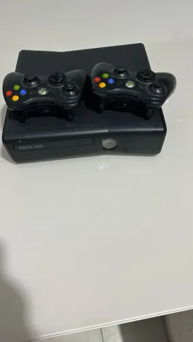 Vendo Xbox 360 travado