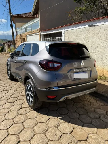 Renault Captur Intense Bose 1.6 16V Flex 5P AUT 2021
