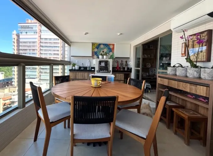 Apartamento a venda no Canto do Forte