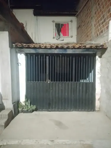 Vende-se essa casa