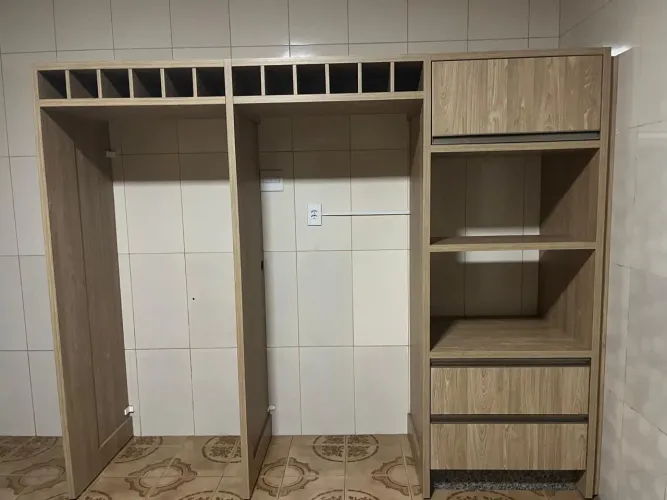 Vendo Armário Planejado Para Cozinha Com Adega