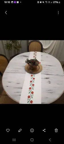MESA RETRATIL EM JACARANDÁ C/ 4 CADEIRAS