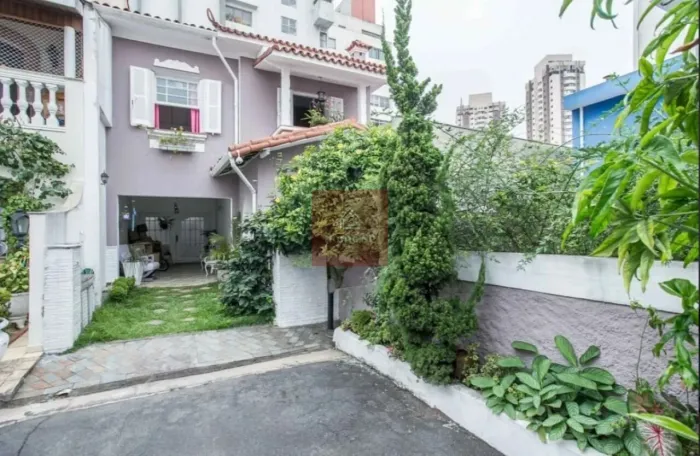 Casa de vila Aclimação 4 dormitórios, 2 suítes, 4 banheiros, 4 vagas, 231m²