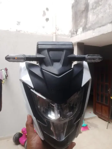 Frente da Twister 300 com painel Vendo ou aceito trocas