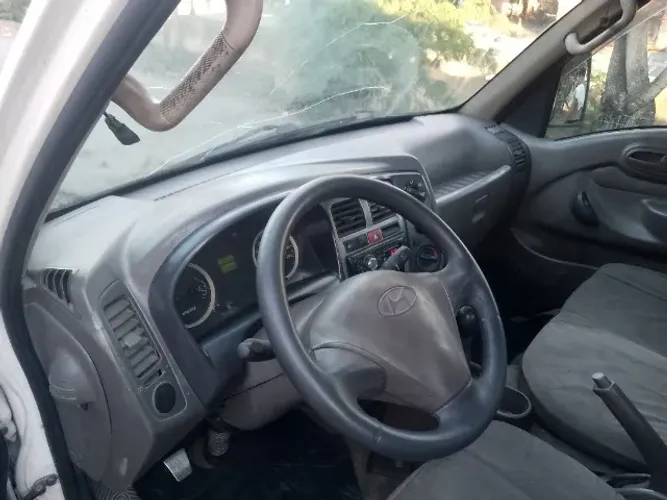 Hyundai HR 2.5 TCI Diesel (rs/rd) 2011