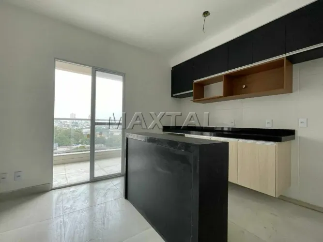 Studio para locação, 1 banheiro, 1 vaga de garagem, sacada, novo, 33m² na Vila Maria Mazze