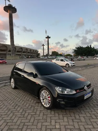 Volkswagen Golf Comfortline 1.6 MSI Total Flex Aut. 2016