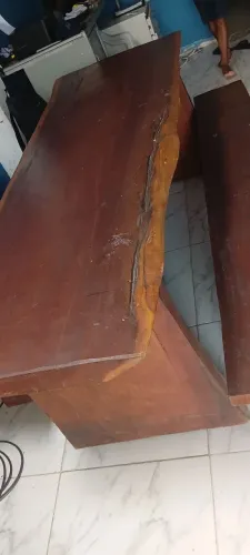 Mesa de jaqueira