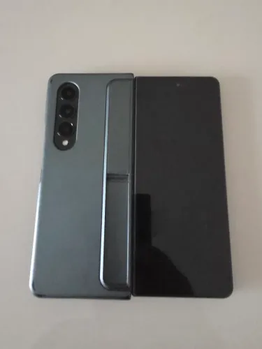Samsung Z Fold 4